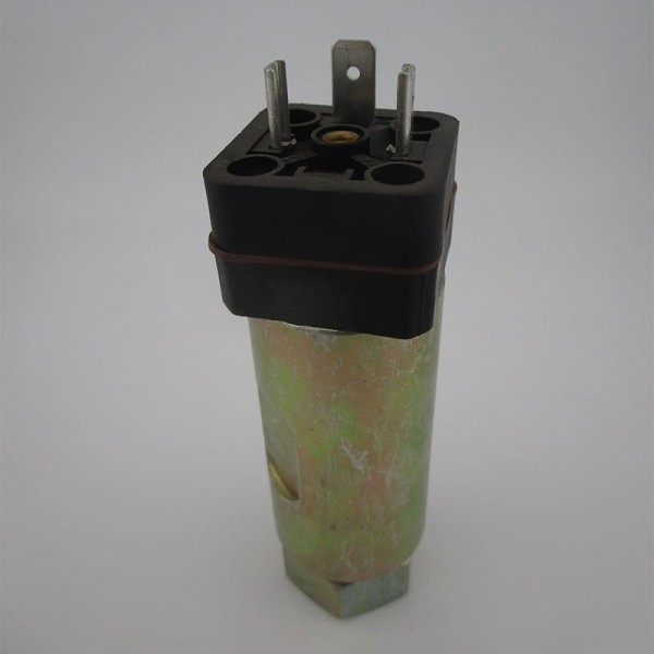 Delta Scientific OEM Replacement Pressure Switch, Hi/Low Off @ 1900 Psi - 2465-09