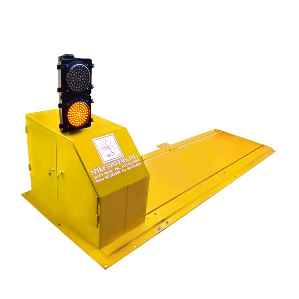 Spike Systems 10' Steel Plate Single Buttress Wedge Barrier with 8" LED Yellow/Yellow Traffic Lights (Powder-Coated Yellow)(Left-Handed)