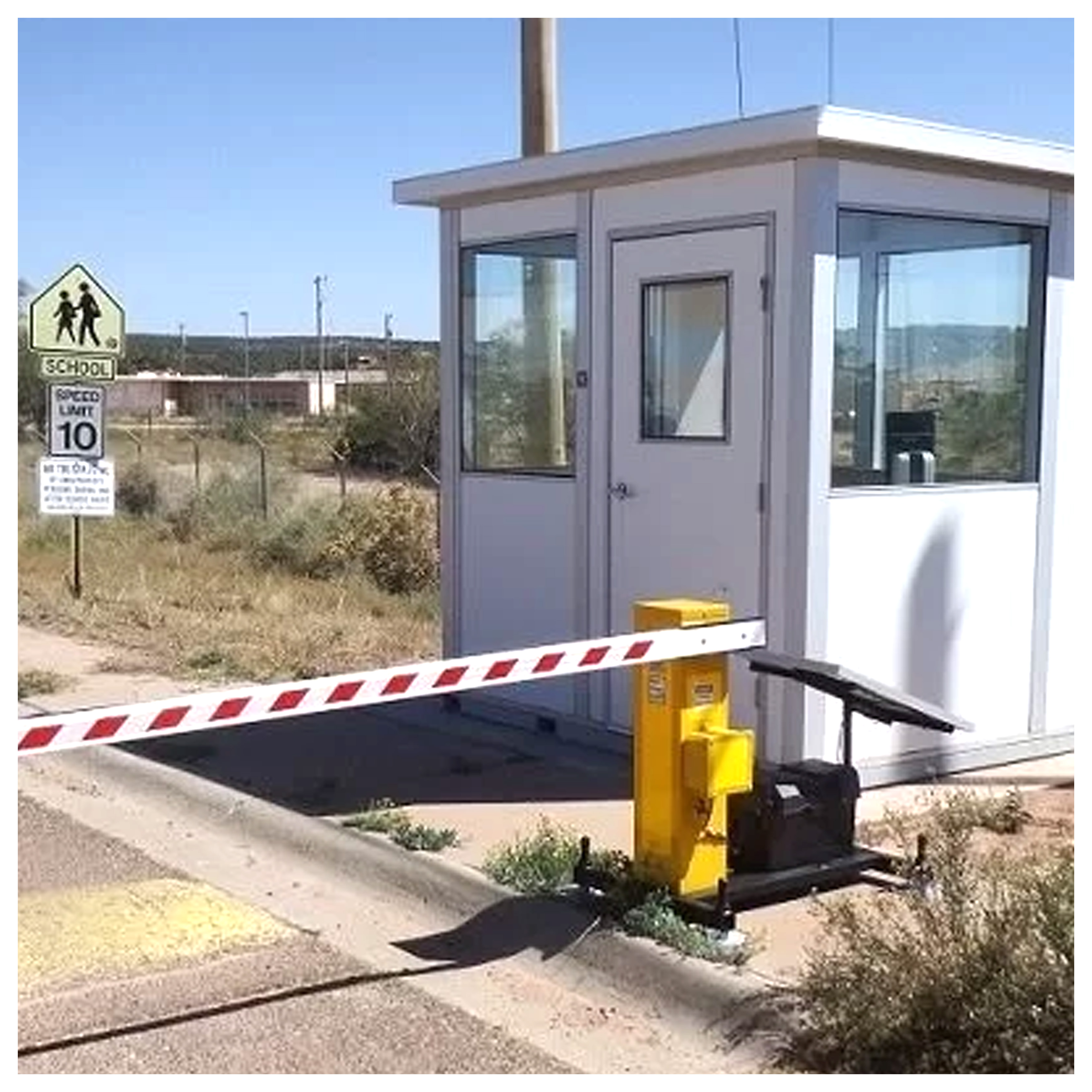 BOB HUG Portable Battery Operated Automatic Barrier Gate Boom Opener